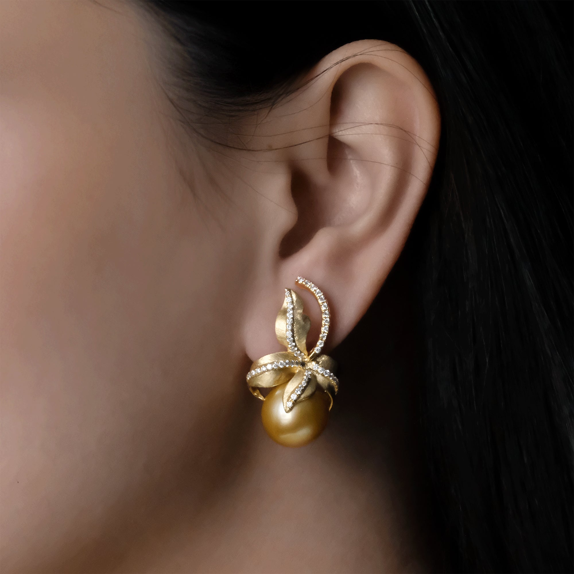 Ylang-Ylang (Gold South Sea Pearl)