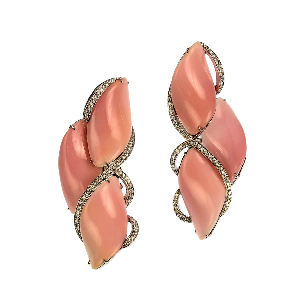 Pretty in Pink with Petal Shape Conch Shell Earrings
